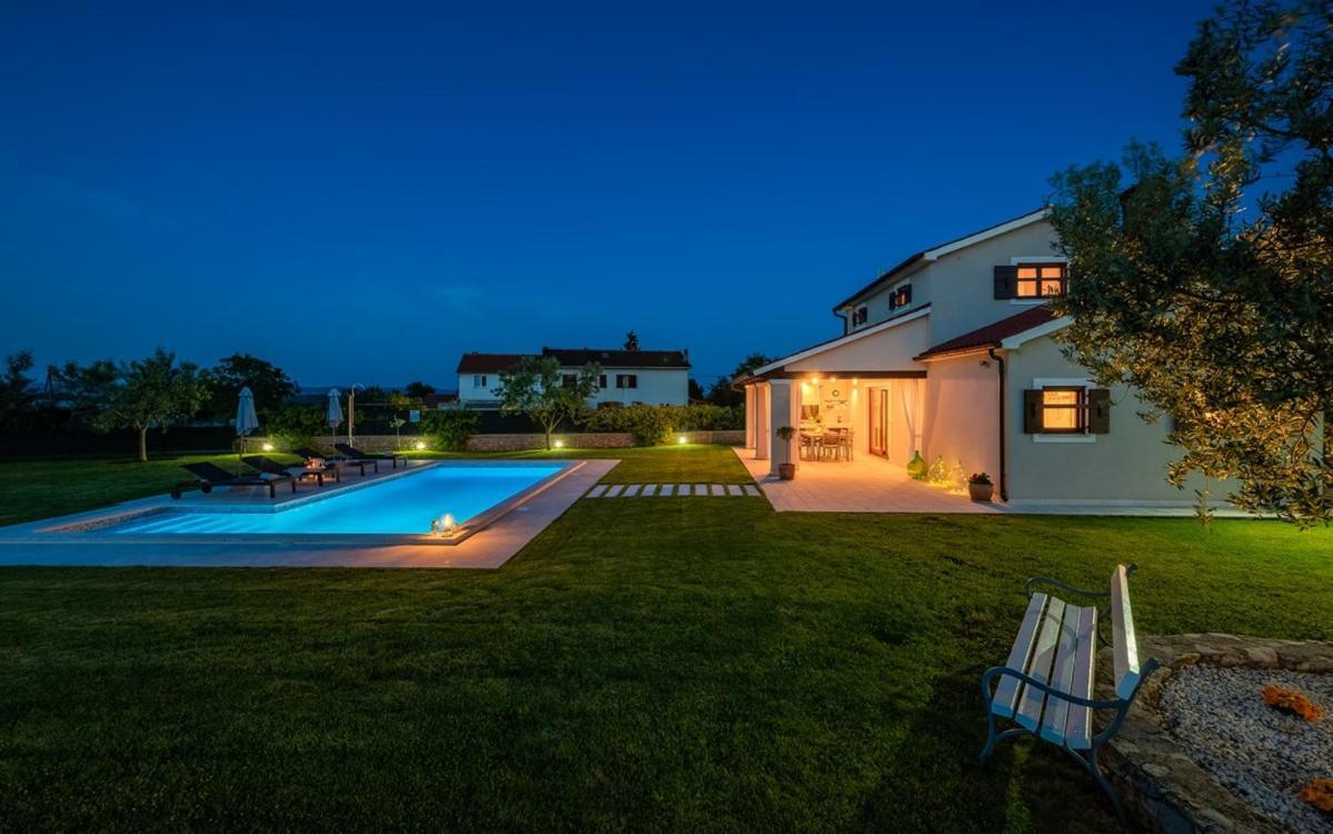 Villa Zara Marčana Exterior foto