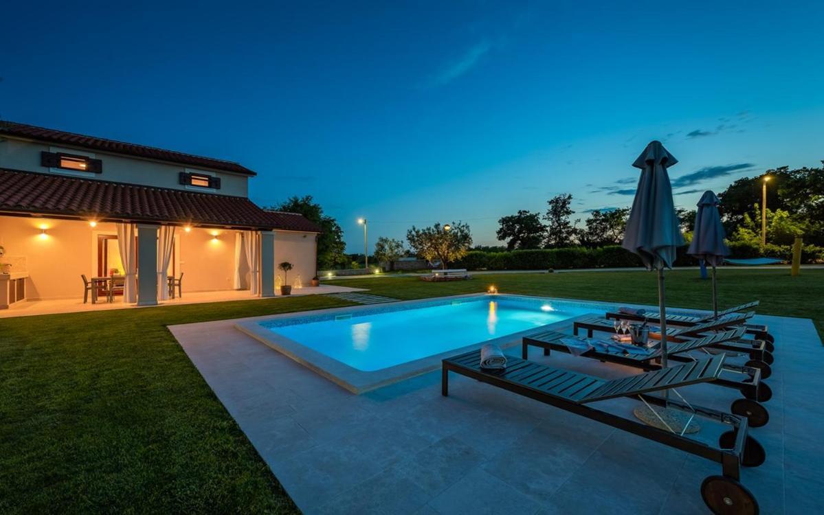 Villa Zara Marčana Exterior foto