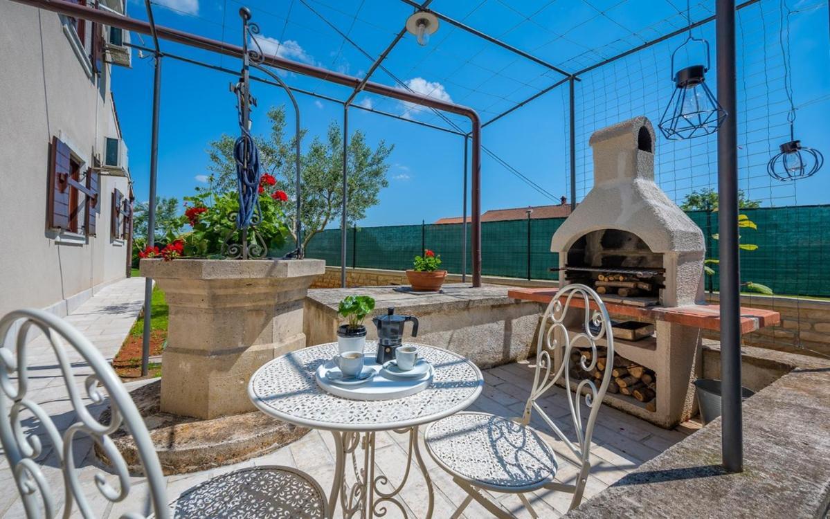 Villa Zara Marčana Exterior foto