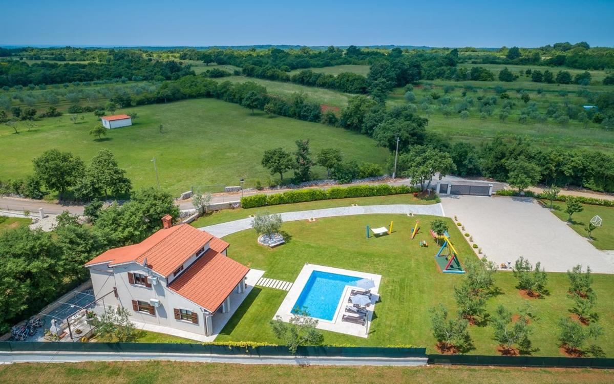 Villa Zara Marčana Exterior foto